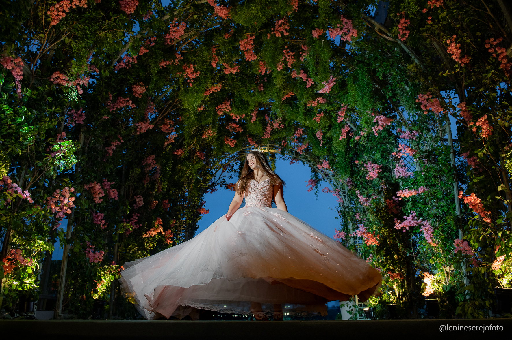 Festa de 15 anos com temátca floral